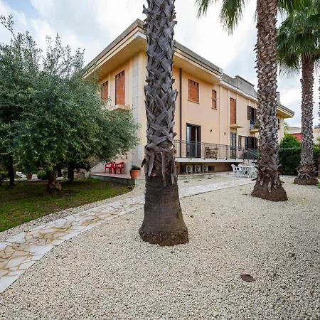 Holiday home Le Quattro Palme